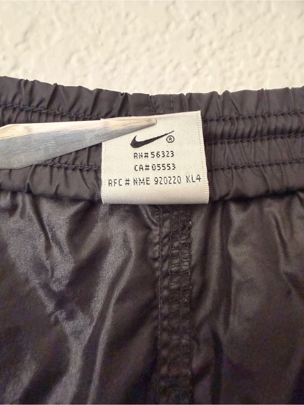 Men's Black Lightweight Track Pants - Comfortable Athletic Fit